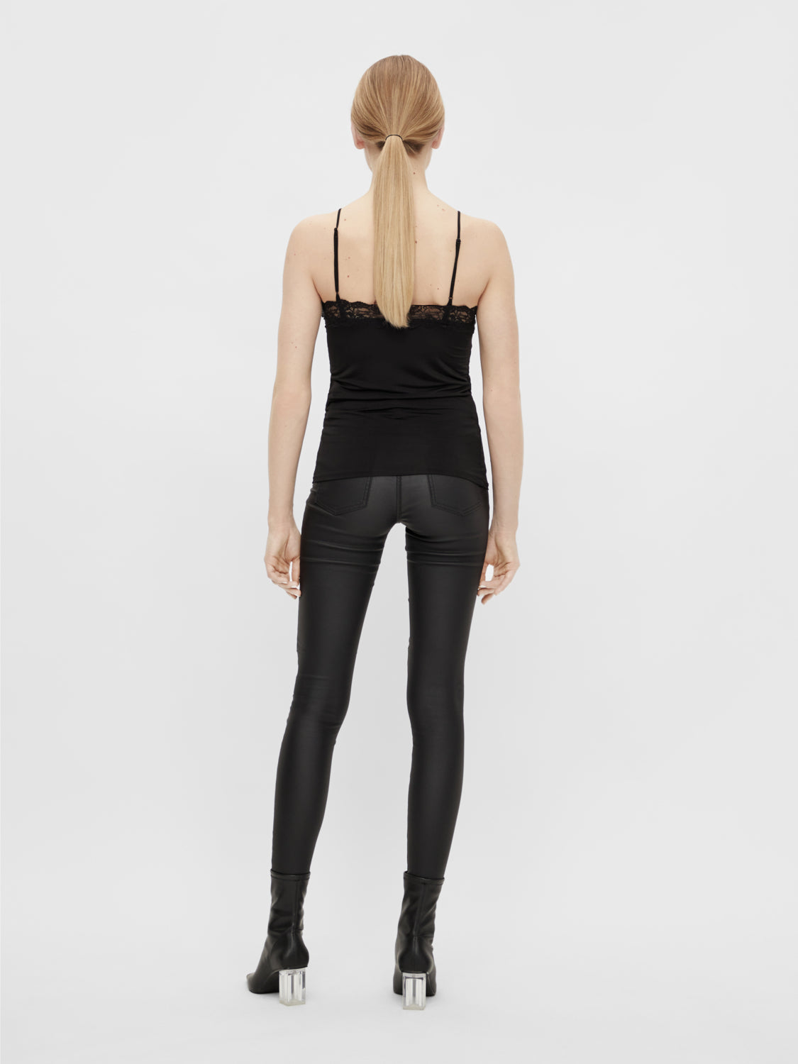 OBJLEENA Singlet - Black